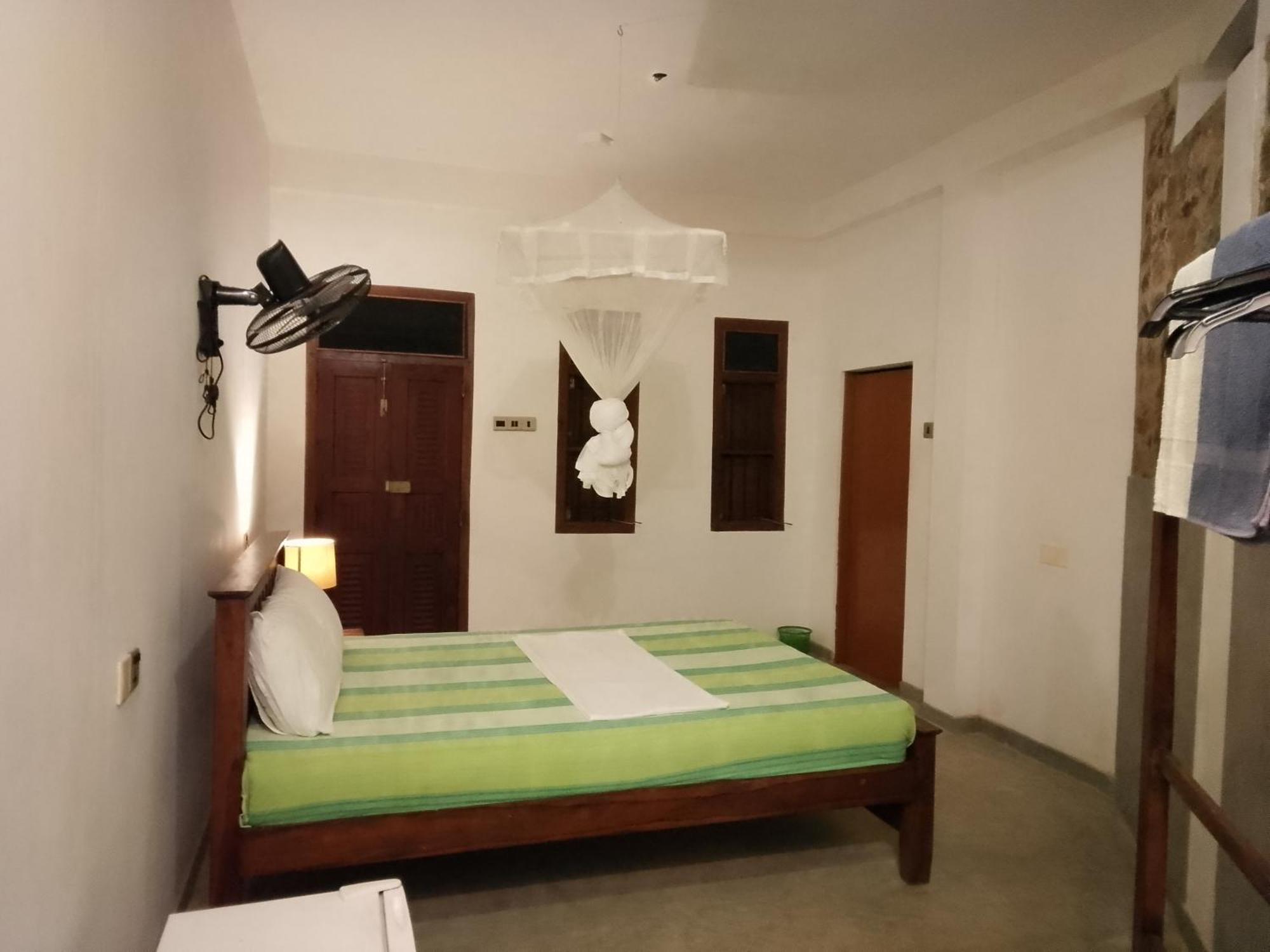 Appartement The Ed Corner - Hiriketiya à Dikwella Chambre photo
